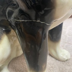 ボストンテリアの陶器製の置物の画像