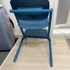 ●お取引予定決定済●Cybex子ども用椅子、青色の画像