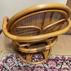 籐 ラタン 回転椅子 チェア 昭和 レトロ(クッション付き)の画像