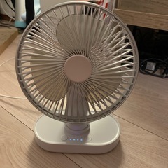 テーブルトップusb扇風機  充電も出来る