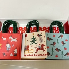 IKEA  クリスマス柄 ミニ紙袋セットの画像