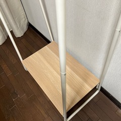 ハンガーラックの画像