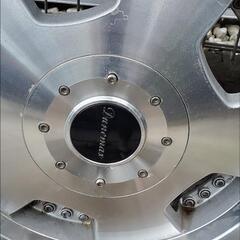 ハイエース　スタッドレスタイヤセットの画像