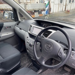 車検2年付き トヨタ60ヴォクシーの画像