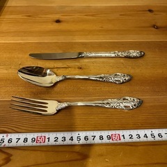 ナイフ、フォーク、スプーンの画像