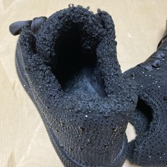 【未使用品】ラインストーン付きカジュアルシューズの画像