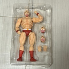 ⭐︎【値下げ】S.H.フィギュアーツ　キン肉マン3体セットの画像