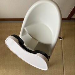 ベビーハイチェア　ベビービョルンの画像