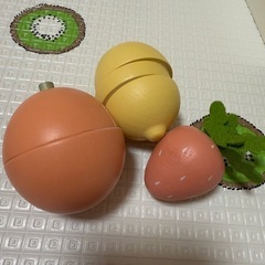スリーコインズ スリコ 3coins くだものの画像
