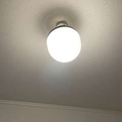 LEDシーリングライト　球形　白色　東芝