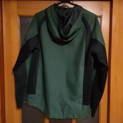 ナイロンジャケットの画像