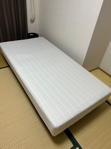 シングルベッド