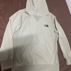 ノーフェイスパーカーの画像