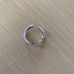 【未使用品】ビジューイヤーカフ（片耳）の画像