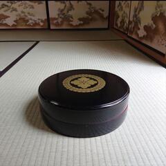 昭和レトロ/未使用品/1970年代物】 藤間流 家紋付き 二段重ねお重箱 お節料理器 菓子器 干菓子盆 の画像