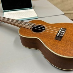 ウクレレの練習しませんか