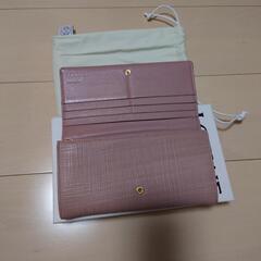 LOEWE　長財布の画像