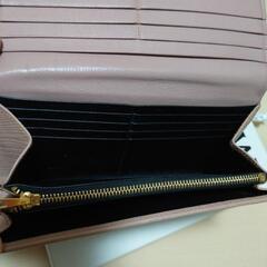 LOEWE　長財布の画像