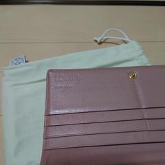 LOEWE　長財布の画像
