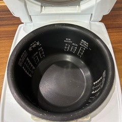炊飯器
の画像