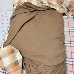 中古布団敷き布団枕の画像