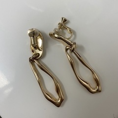 【美品】ゴールドイヤリングの画像
