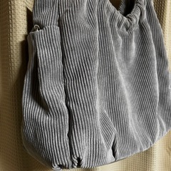 美品‼️コーデュロイのバッグの画像