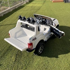 おもちゃ　フォード　　　　の画像