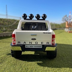 おもちゃ　フォード　　　　の画像