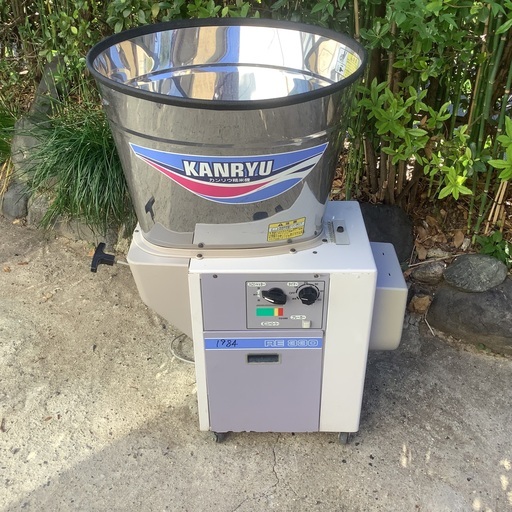 循環式精米機 カンリュウ RE330 AC100V 受け渡し予定者が決まりました！