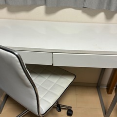 デスク　チェアセットの画像