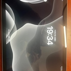 IPad 6 32G simフリーの画像