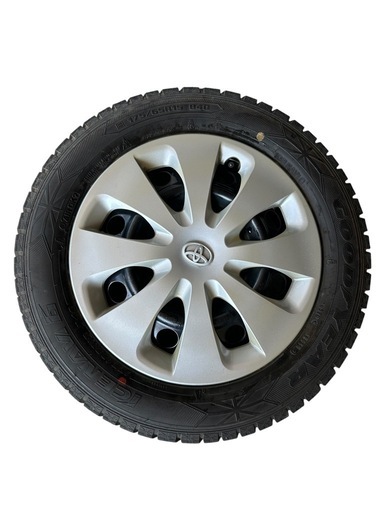 トヨタ スタッドレスタイヤ 15インチ ICE MAN