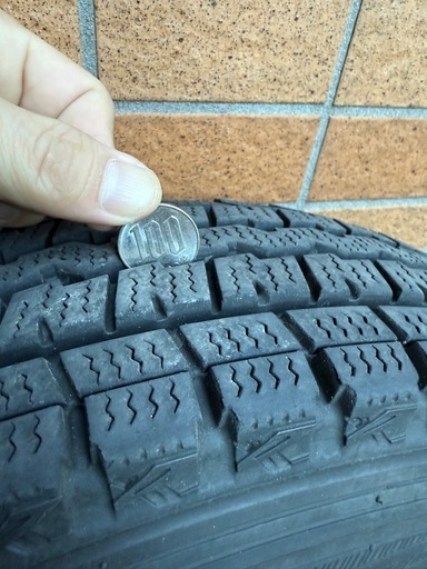 145R12 スタッドレスタイヤ×4 鉄チン付