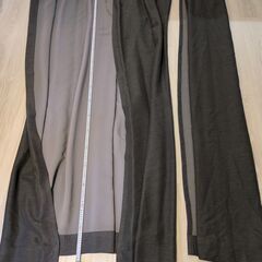 2000円に値下げしました！ニトリ　遮光 1級・防炎　パレット2 ウォームグレー　丈200cmの画像