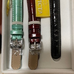 INVICTA インヴィクタ　クォーツ時計 5バンド付きの画像
