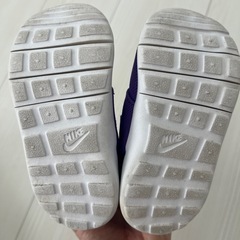 キッズNIKEスニーカーの画像