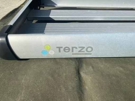TERZO ルーフラック