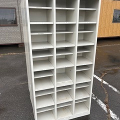 ☆現状☆18人用　スチール下駄箱
