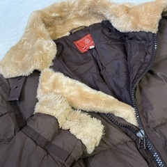 美品　AVIREX Mサイズ　B-3タイプ ナイロン 中綿 ミリタリージャケットの画像