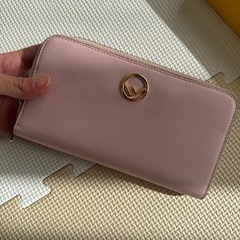 只今SALE中❤️‍🔥箱付き　FENDI フェンディ　長財布　財布　ウォレット　ピンクの画像