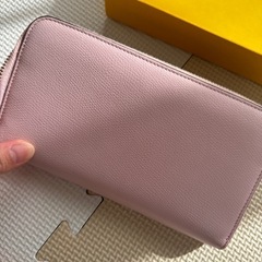 只今SALE中❤️‍🔥箱付き　FENDI フェンディ　長財布　財布　ウォレット　ピンクの画像
