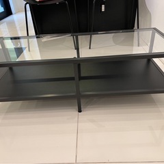 IKEA   ガラステーブル　コーヒーテーブルの画像