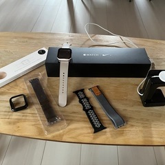 Apple Watchシリーズ4NIKE
