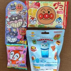 アンパンマンセット　バスボム　おもちゃ　グミ　チョコ　ラムネ