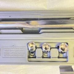 タイヤホイルナット用トルクレンチ（新品）１７・１９・２１の３種類の画像