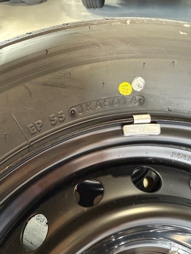 195/80R15 ノーマルタイヤ （新車外し）