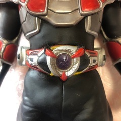 仮面ライダーアギトバーニングフォーム　ビッグサイズ　ソフビフィギュア
の画像