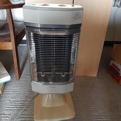 ダイキンの遠赤外線暖房　セラムヒ－ト