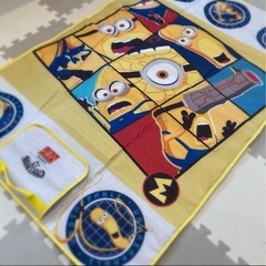 超変身レジャーシート(ミニオン)の画像